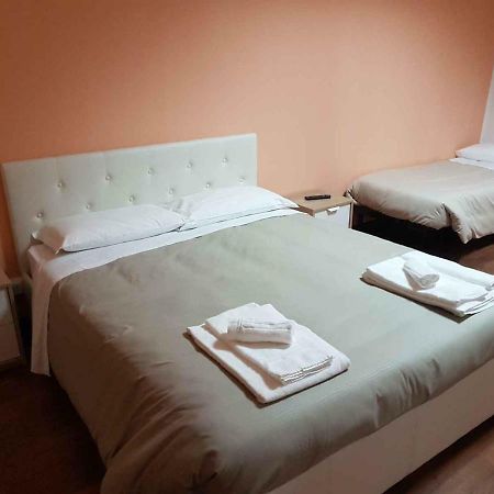 Hotel Piramide ريجّو إيميليا المظهر الخارجي الصورة