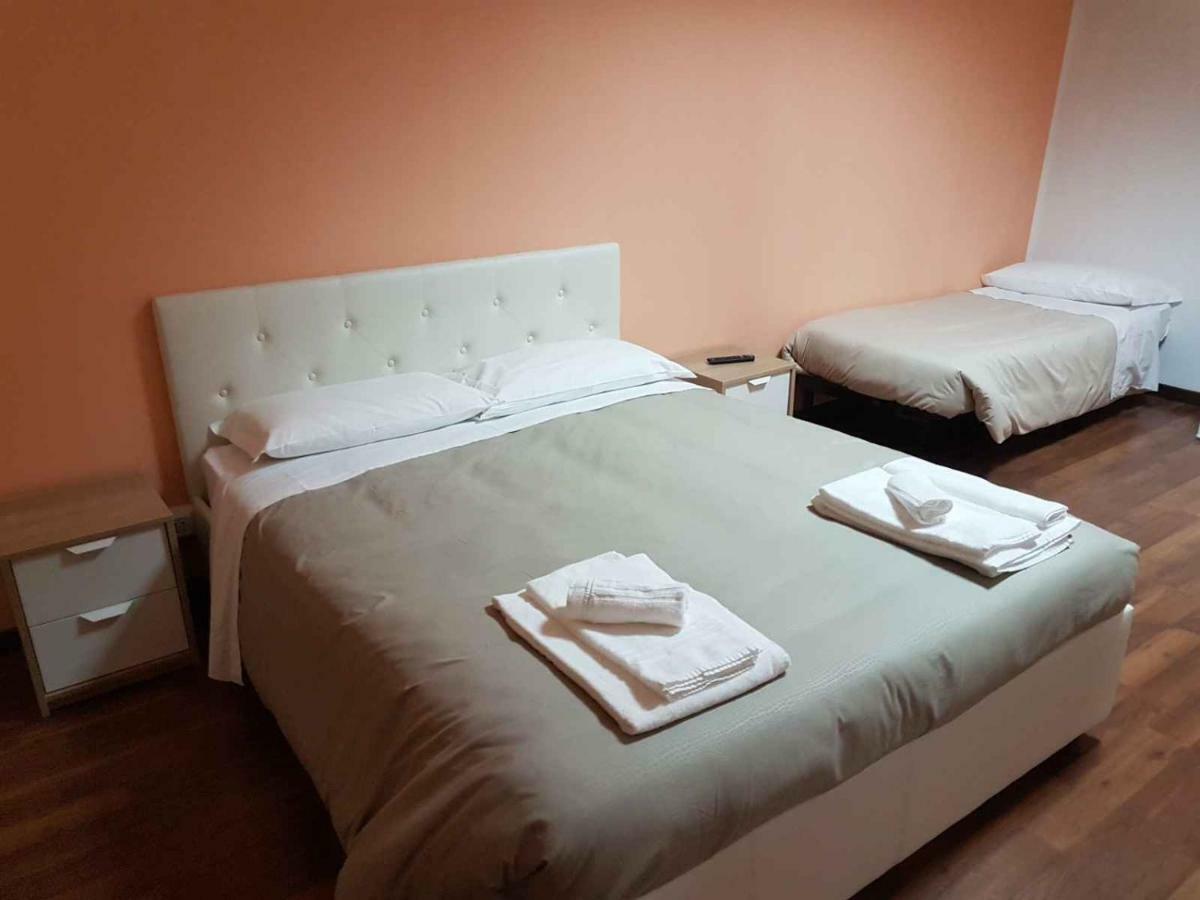 Hotel Piramide ريجّو إيميليا المظهر الخارجي الصورة