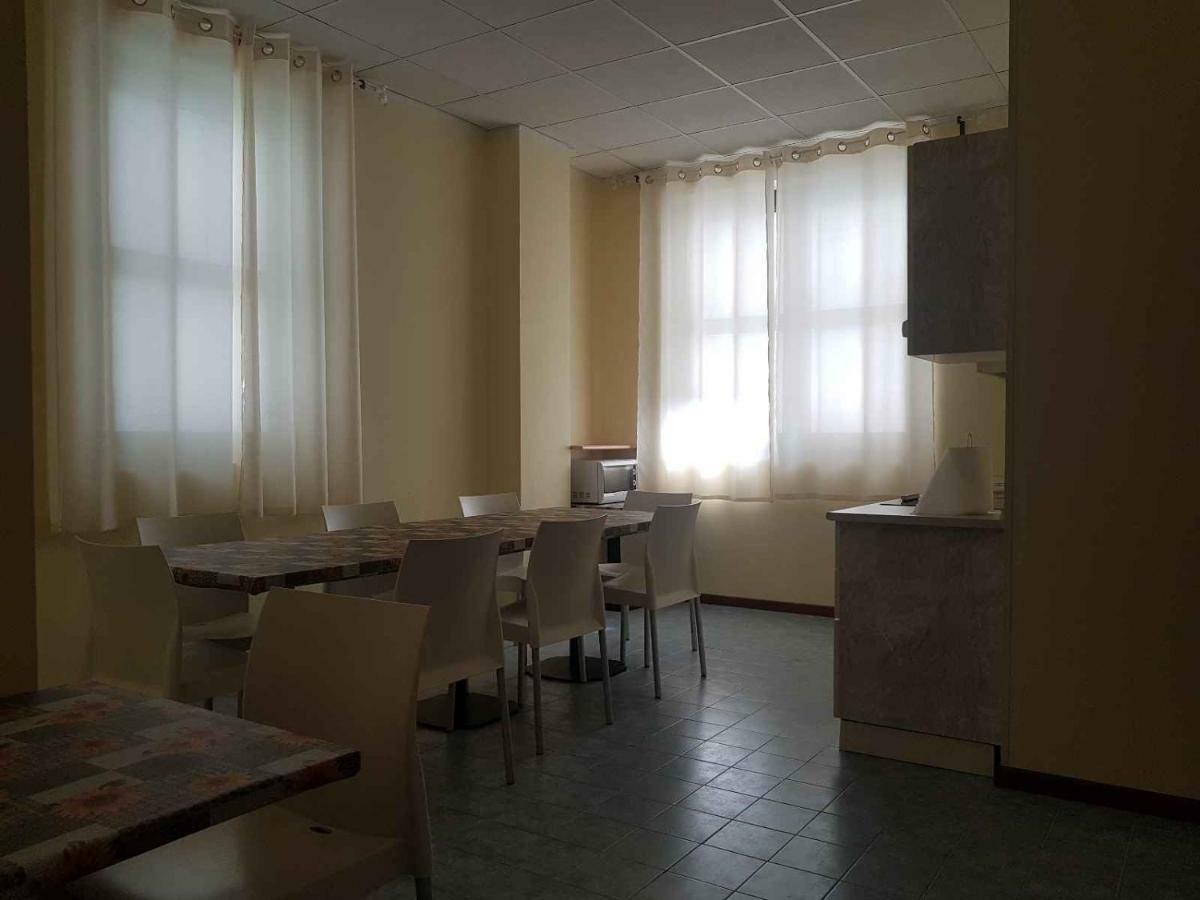 Hotel Piramide ريجّو إيميليا المظهر الخارجي الصورة