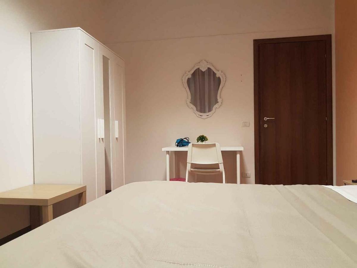 Hotel Piramide ريجّو إيميليا المظهر الخارجي الصورة