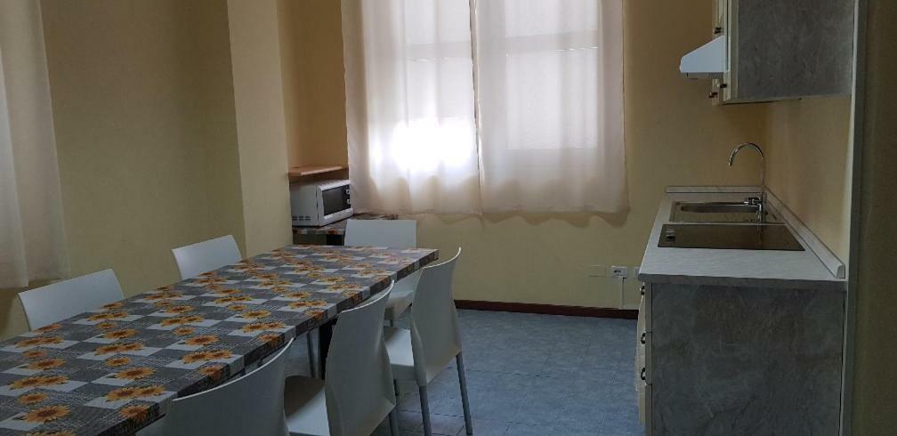 Hotel Piramide ريجّو إيميليا المظهر الخارجي الصورة